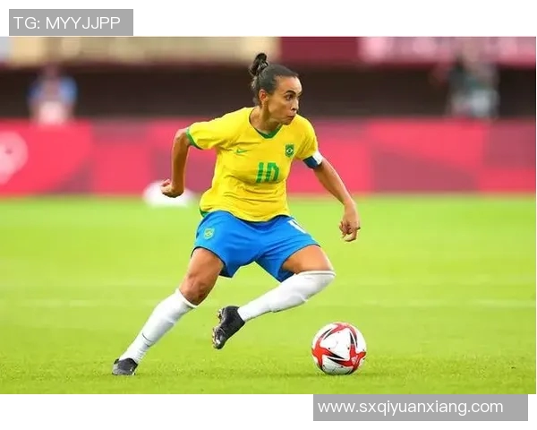 聚焦世界女足球星展现绿茵场上的激情与力量之美